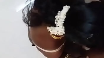 Wanita Tamil Berstatus Istri Diam-diam Ngeseks Liar Dengan Teman Pria Bertiga