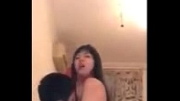 Tayangan Panas Webcam Remaja Penuh Gairah