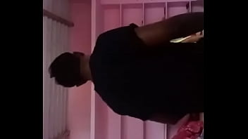 Bibiku Yang Bergairah, Si Tante Telugu Dengan Ular Hitam Menggoda