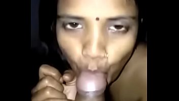 Desi Yang Baru Menikah, Panas Dan Liar Di Ranjang