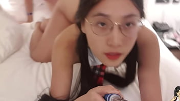 Liu Yue, Gadis Asia Cina, Dirudapaksa Oleh Kontol Besar