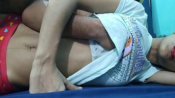 Guru Hindi Desi, Your Priya, Ngesot Muridnya Sampai Meraung-raung Setelah Dijilatin Sampai Basah Kuyup