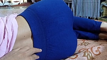 Adik Tiri India Manis Dihardiki Kakak Tiri, Adegan Mesra Penuh Sensasi Dengan Audio Hindi Jernih, Video Seks Desi Panas