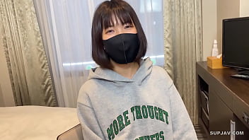 Gadis Asia Yang Menggoda Dengan Tubuh Mempesona