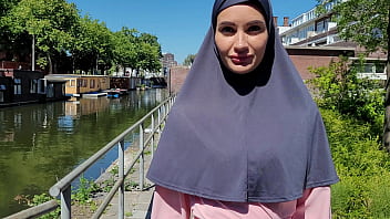 Gadis Arab Mesum! Megan Dari Timur Tengah – Dubur, Kencing, Muncrat, Penuh Sperma
