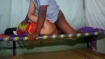 Bibi Tamil Ber-saree Ngesot Gaya Anjing Di Rumah
