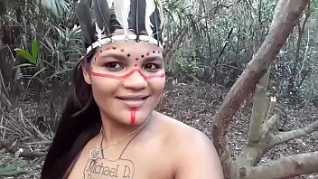 Tigresa Vip Berlagu Jadi Gadis Indian, Nyerang Si Tukang Kayu Tapi Malah Dibalas Dengan Serangan Brutal Ke Lubang Pantatnya