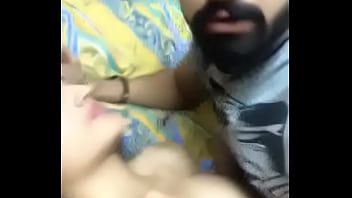 Gadis Desa Yang Menggoda