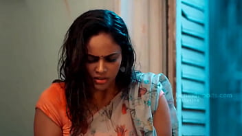 Gadis Seksi Swetha Dari Film India Selatan
