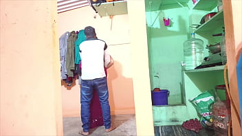 Bhanje Ne Apni Jawani Se Bharpoor Mami Ki Gaand Ko Zor Zor Se Chod Kar Chiraag Diya