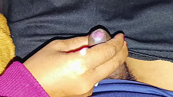Tanteku Gila Ngentot Dengan Kontol Mungil Yang Menggoda